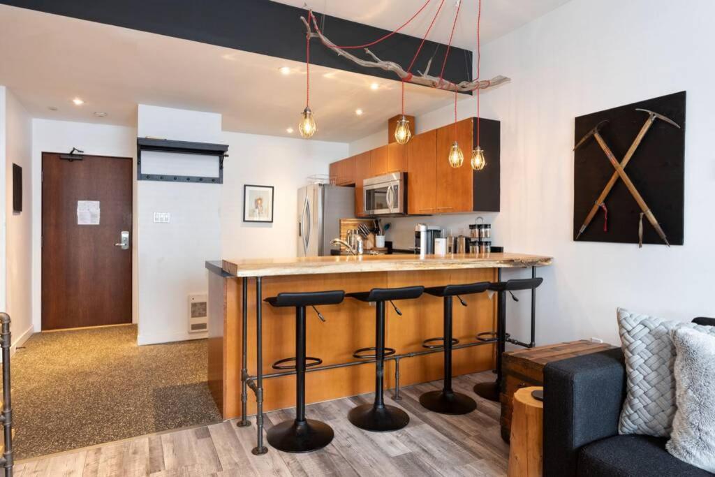 Prime Location, Ski In/Out Whistler Condo Εξωτερικό φωτογραφία